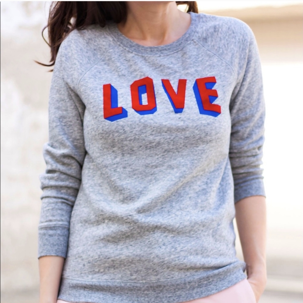 Love Graphic Sweatshirt